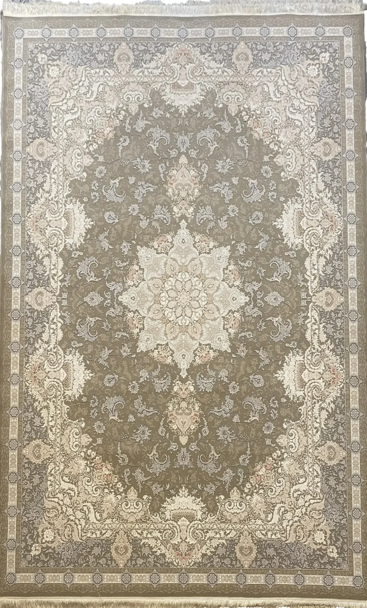 Farsh Avat Carpets LGreyWhite Rug