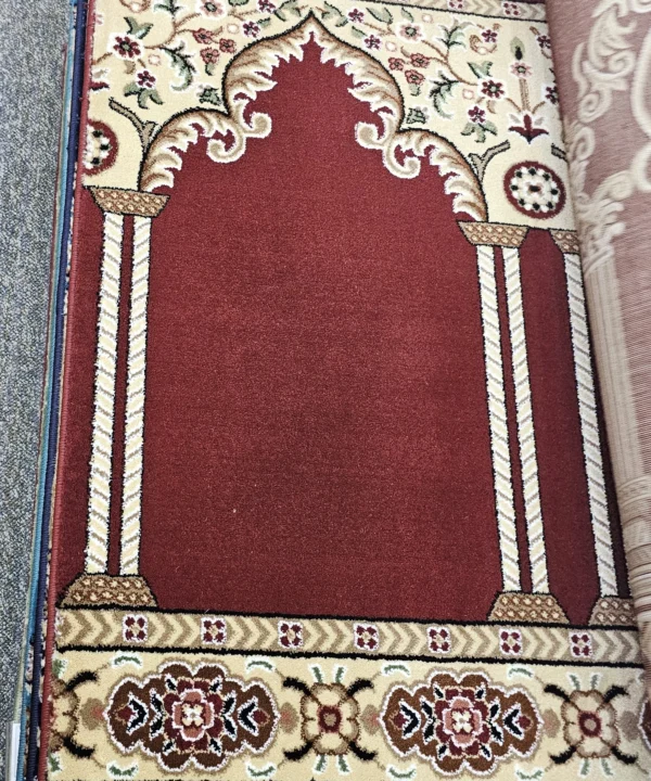 Al-Madina D2 Red Mosque Prayer Roll