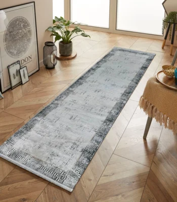 Festival Hali Bianca GreyWhite Runner