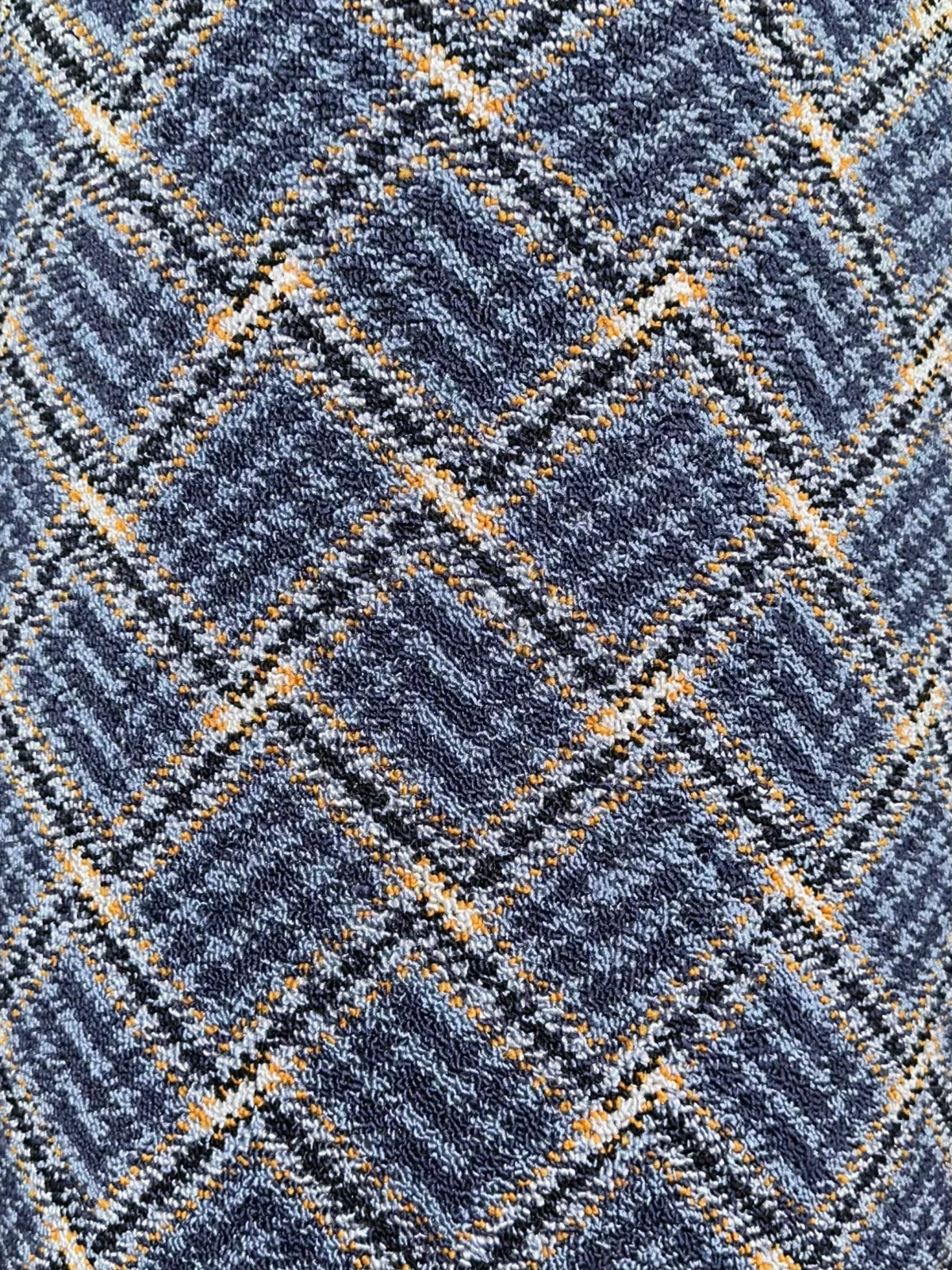 Wall to Wall Carpet Diamond Check