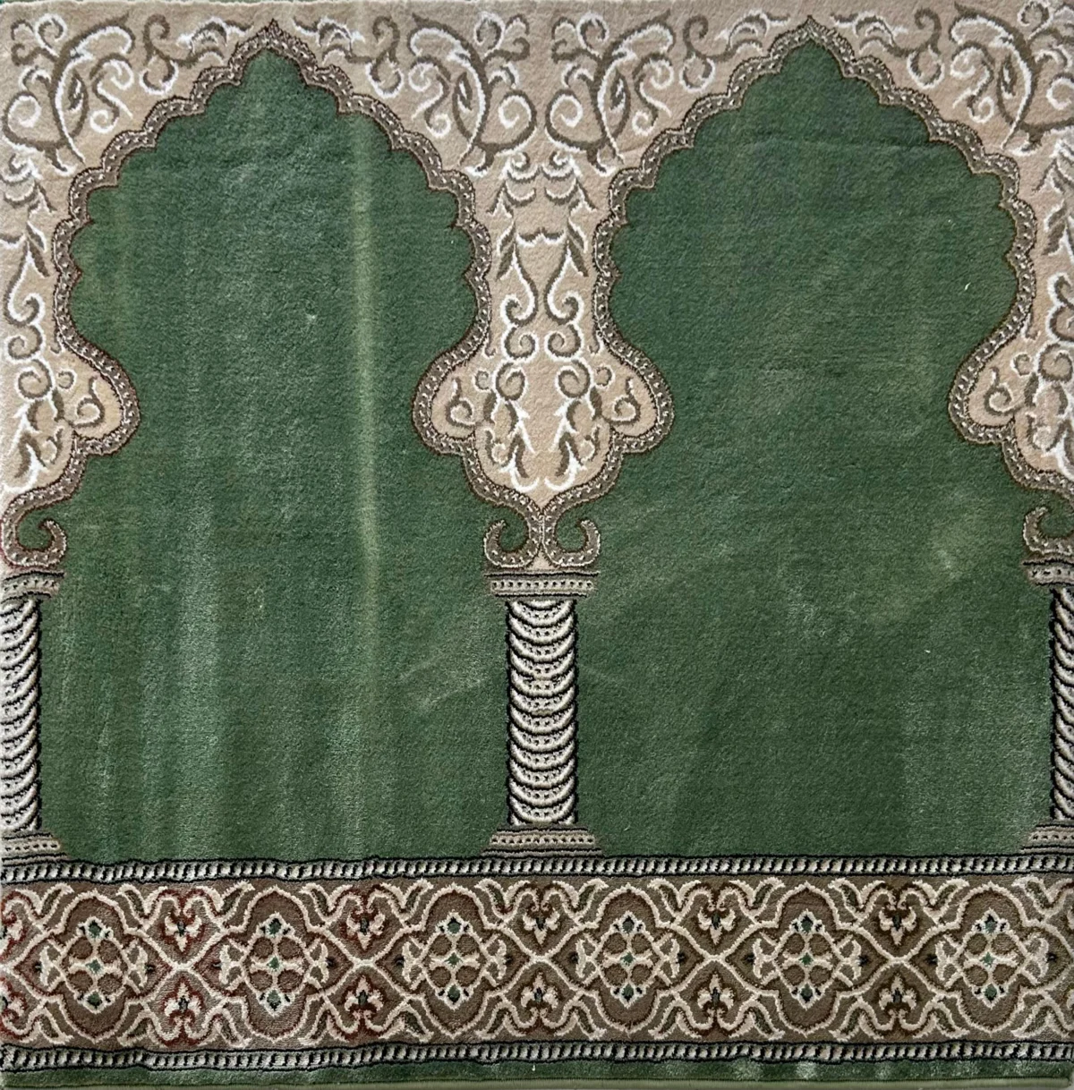 Al-Madina D3 Yasil Mosque Prayer Roll