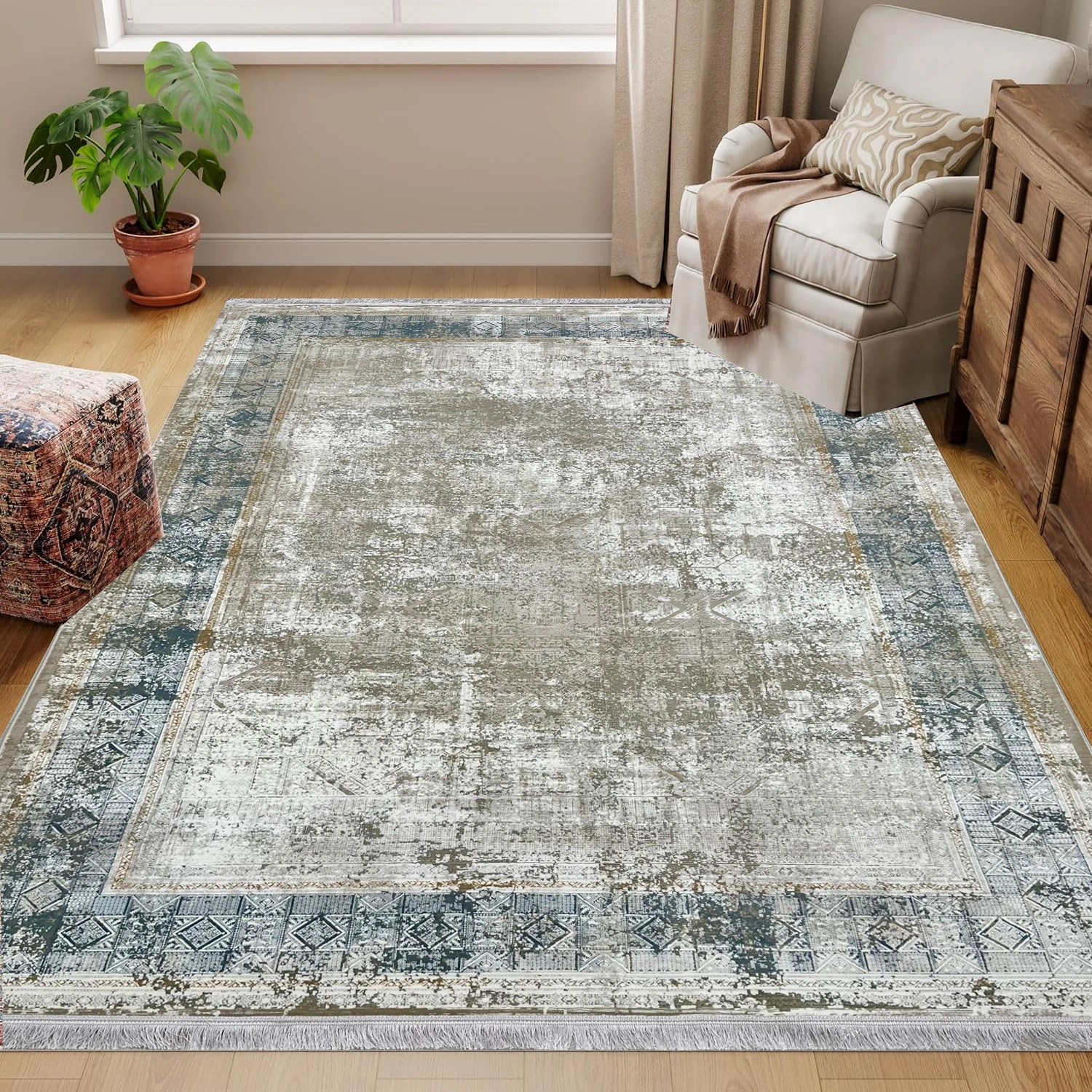 Valero Qalin Hali LGreyWhite Rug