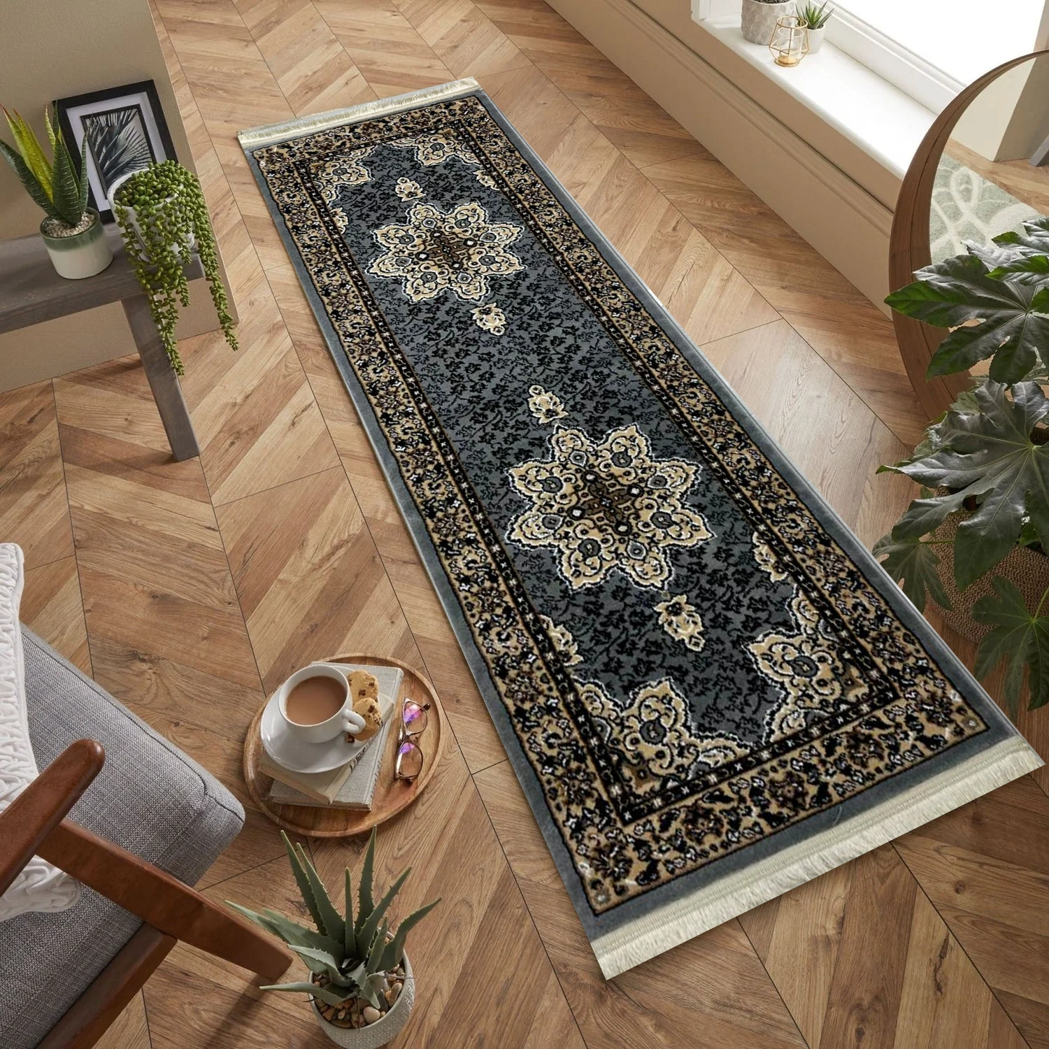 Royal Grey Runner
